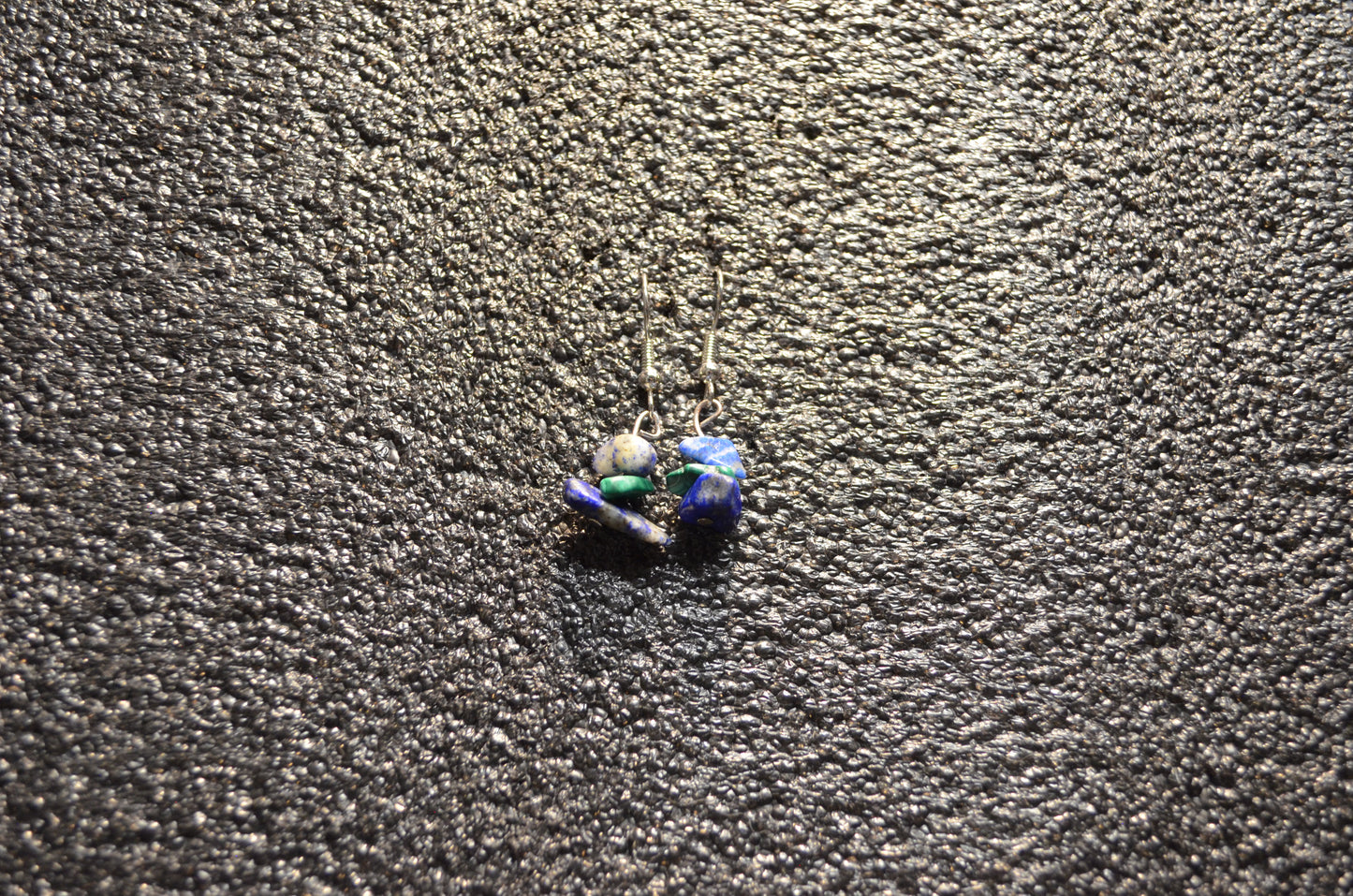 BLUE GREEN GEMS EAR RINGS