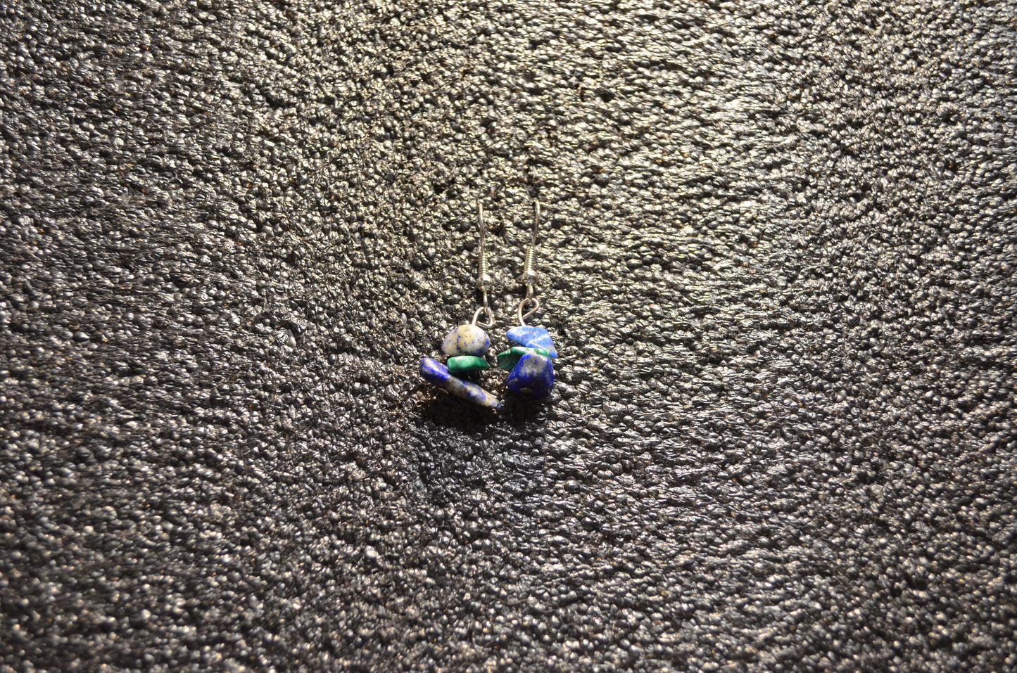 BLUE GREEN GEMS EAR RINGS
