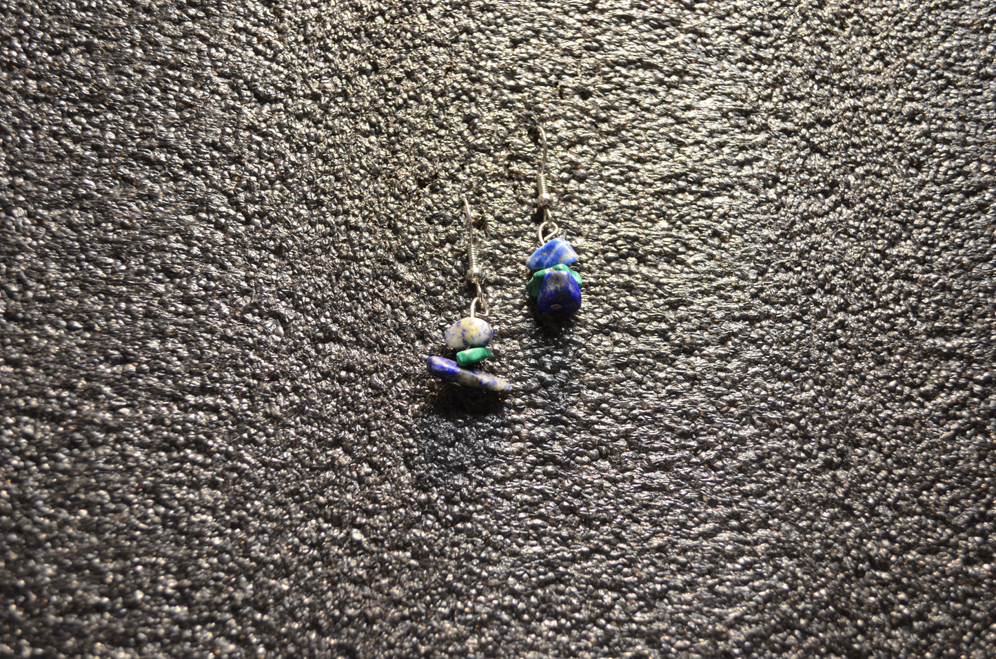 BLUE GREEN GEMS EAR RINGS