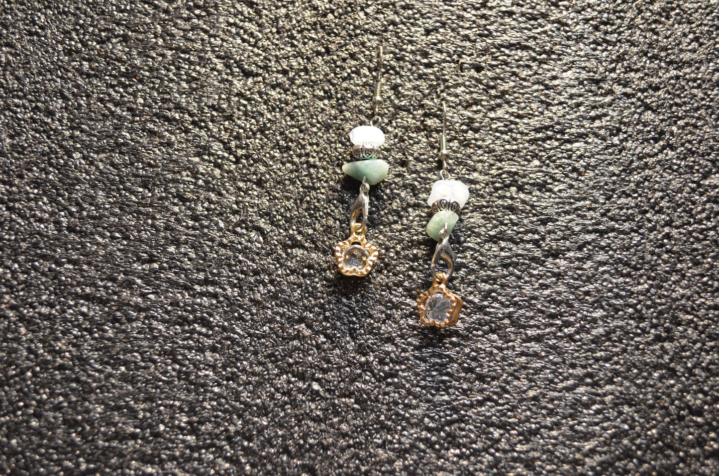 GREEN FLORAL EAR RINGS WITH ZIRCONIA PENDANTES