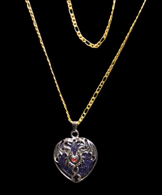 PUPPLE SAND STONE DRAGON HEART PENDANT FIGARO GOLD NECKLACE